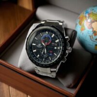 ساعت مردانه ادیفایس EDIFICE کاسیو مدل redbull نقره کورنوگراف