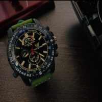 ساعت eagletime سبز